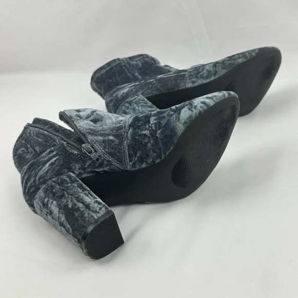 Steve Madden Gray Velvet Ankle Boots with Block Heel - Picture 10 of 12